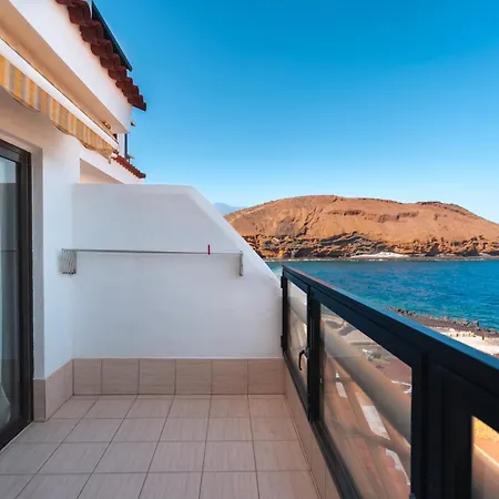 Panorama Ocean Montana Amarilla * Costa Del Silencio