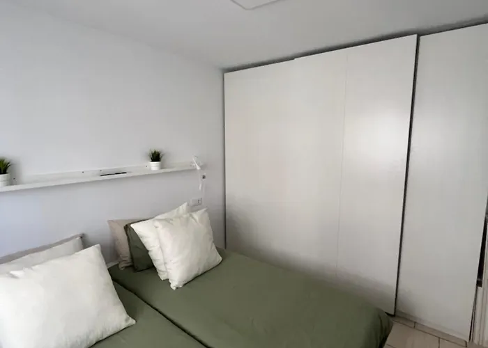 Panorama Ocean Montana Amarilla アパート